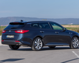 Kia Optima Sportswagon - Exterior 10
